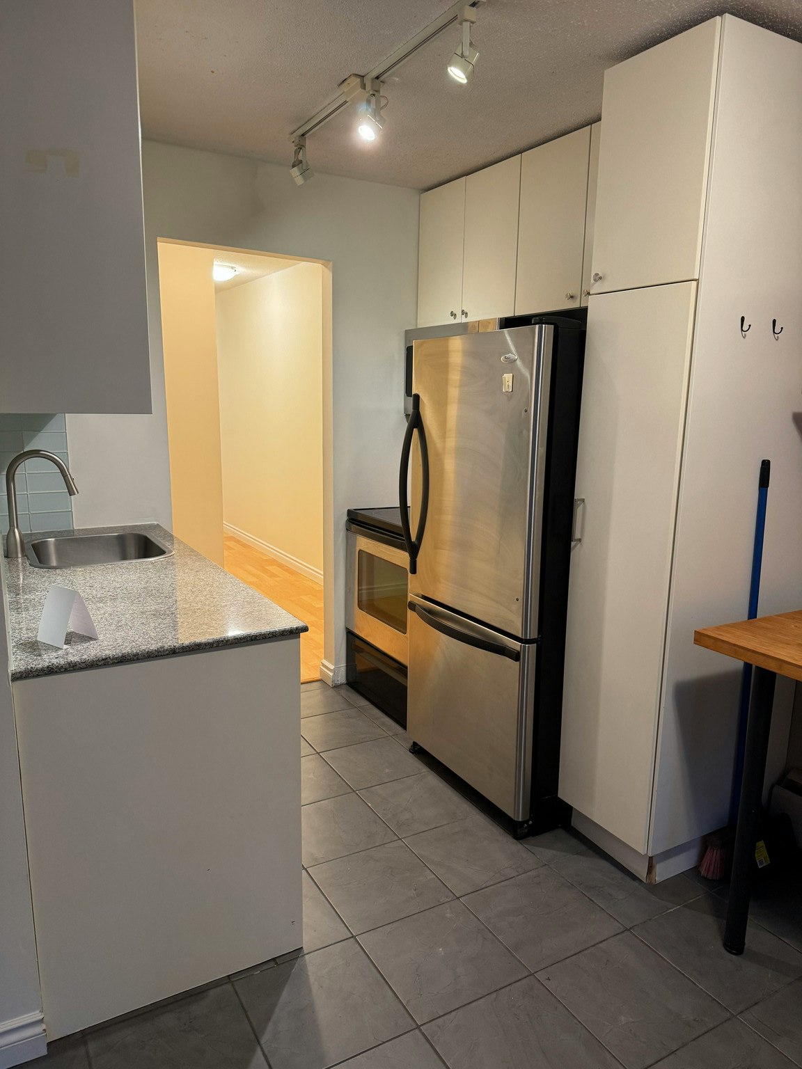 205-2222 Cambridge Street, Vancouver, BC, V5L 1E6 - 10