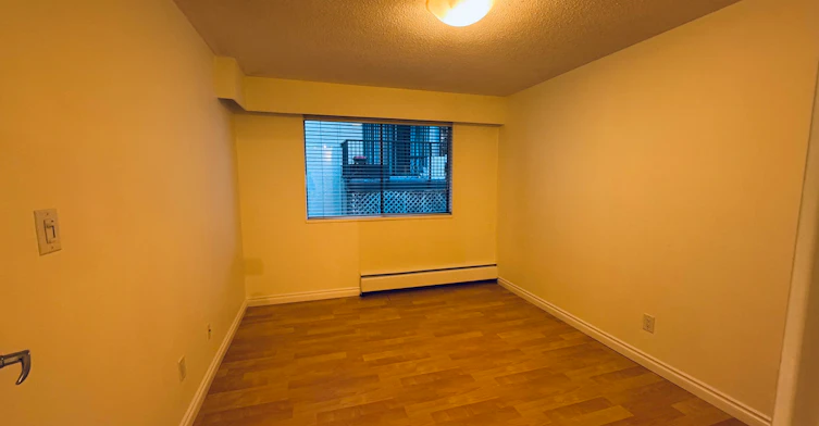 205-2222 Cambridge Street, Vancouver, BC, V5L 1E6 - 14