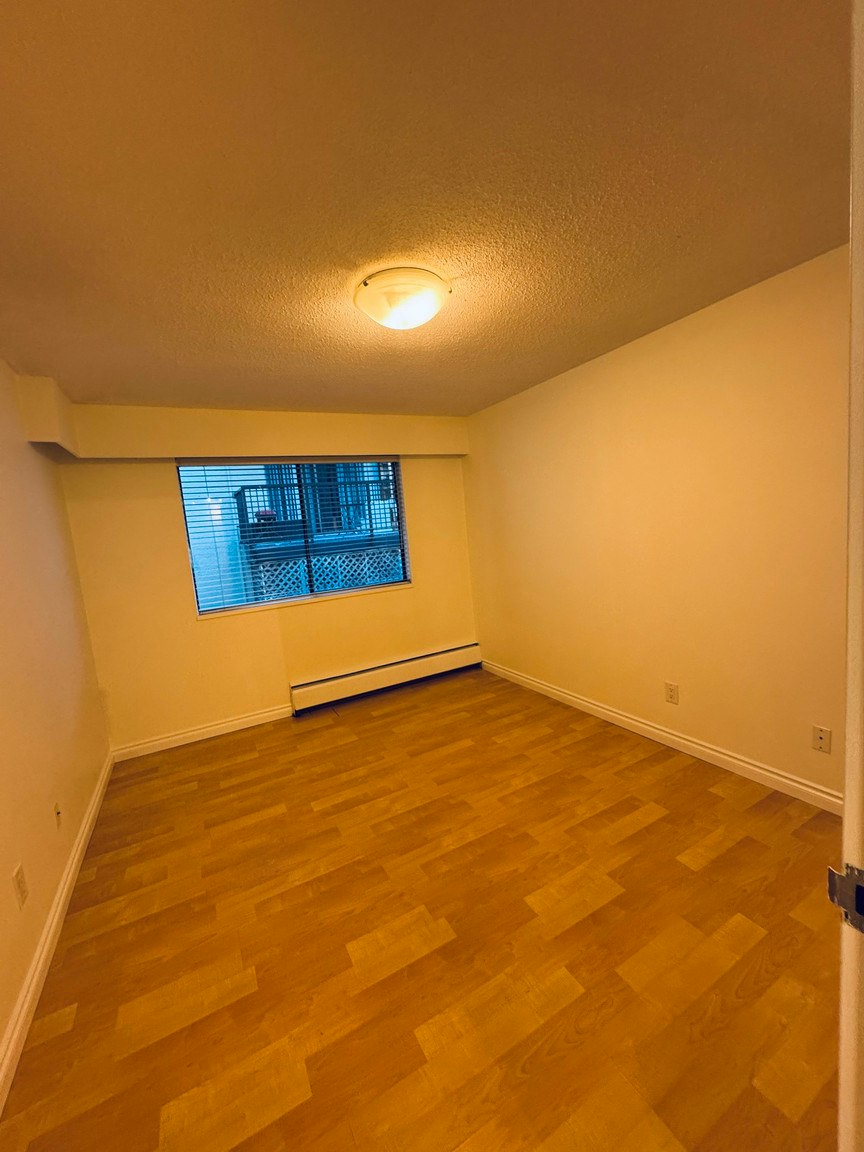 205-2222 Cambridge Street, Vancouver, BC, V5L 1E6 - 13