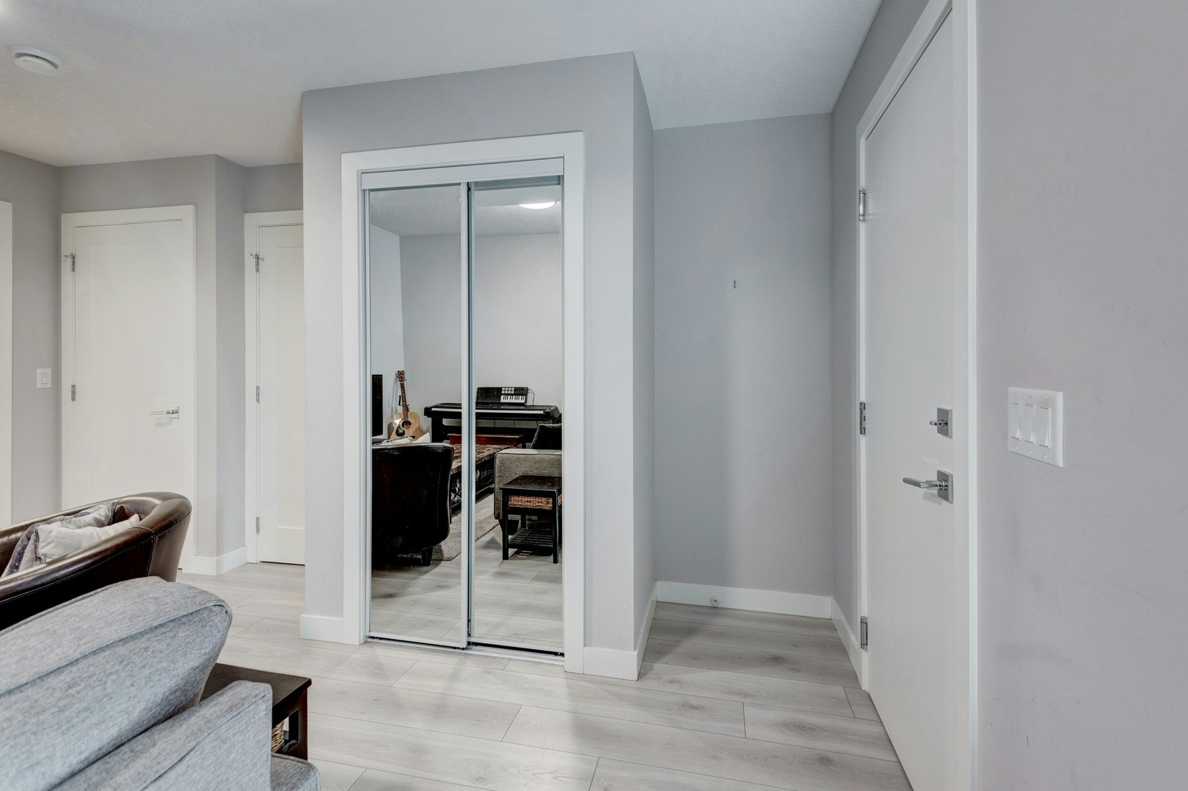 63 Raven Point Southeast, Calgary, AB, T3M 2K1 - 11