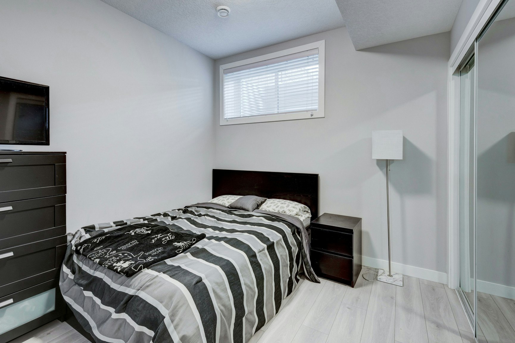 63 Raven Point Southeast, Calgary, AB, T3M 2K1 - 13