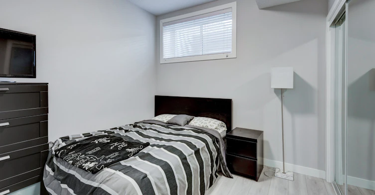 63 Raven Point Southeast, Calgary, AB, T3M 2K1 - 13
