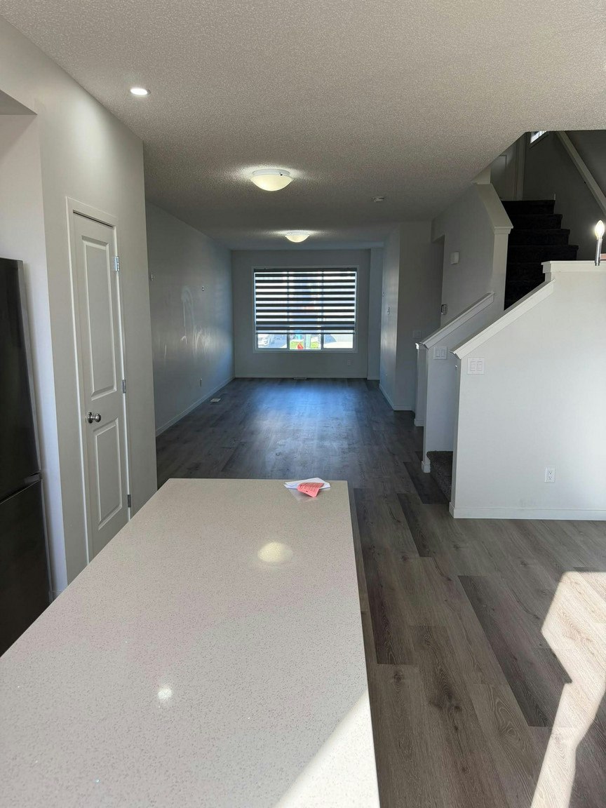 160 Edith Place Northwest, Calgary, AB, T3R 2E2 - 6