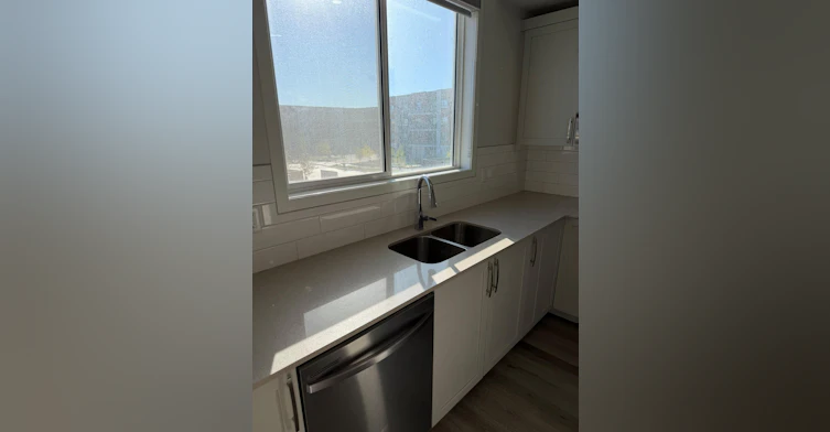 160 Edith Place Northwest, Calgary, AB, T3R 2E2 - 4