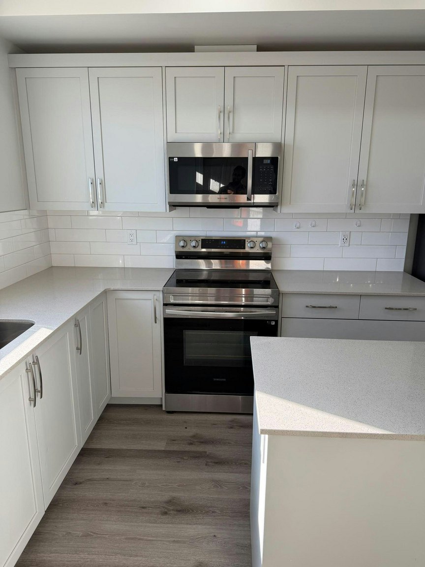 160 Edith Place Northwest, Calgary, AB, T3R 2E2 - 3