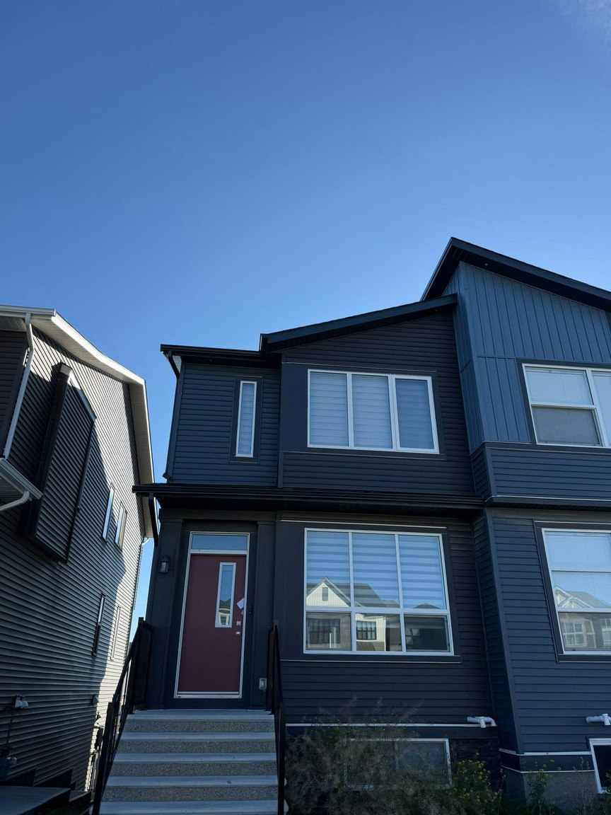 160 Edith Place Northwest, Calgary, AB, T3R 2E2