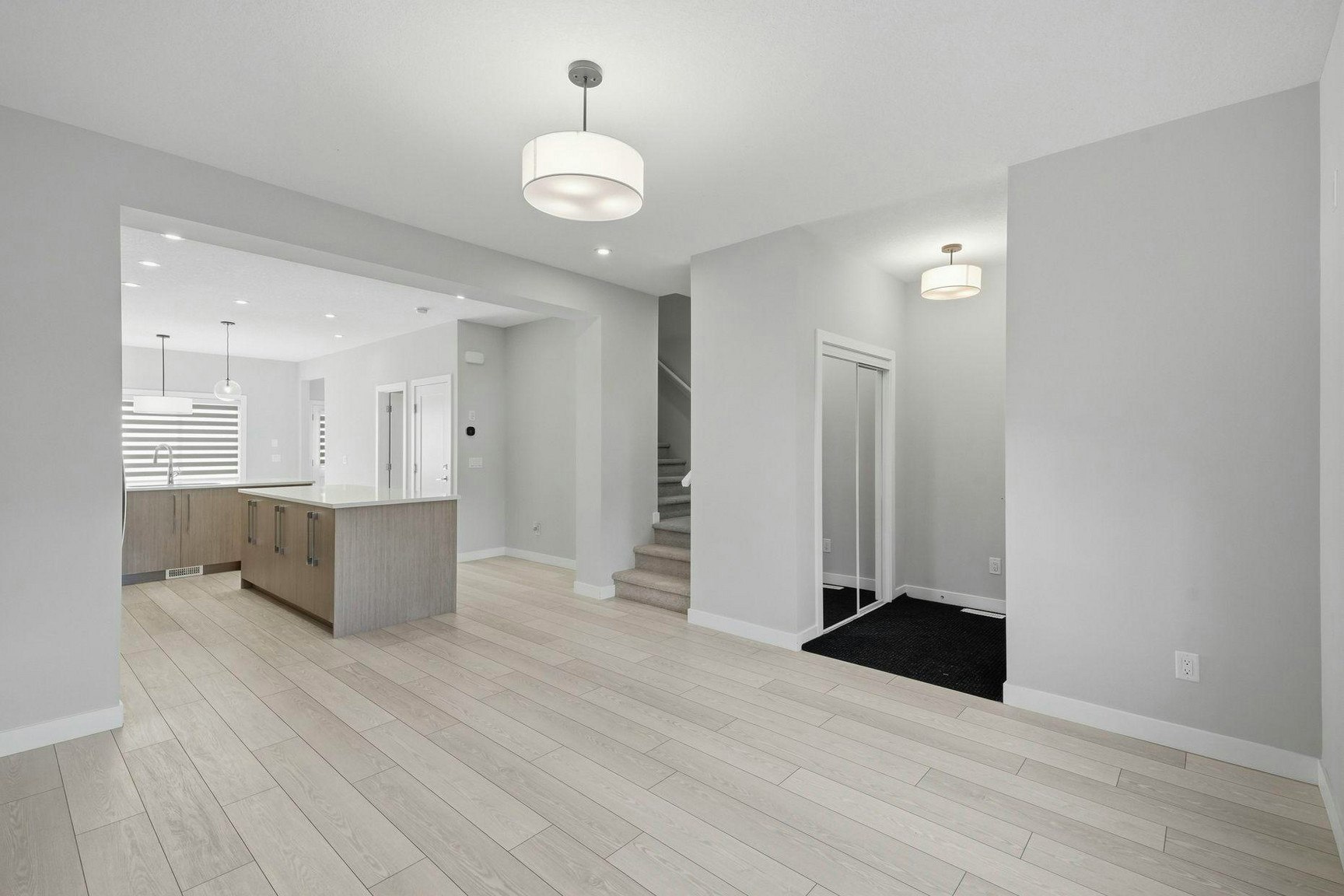 M-63 Raven Point Southeast, Calgary, AB, T3M 2K1 - 4