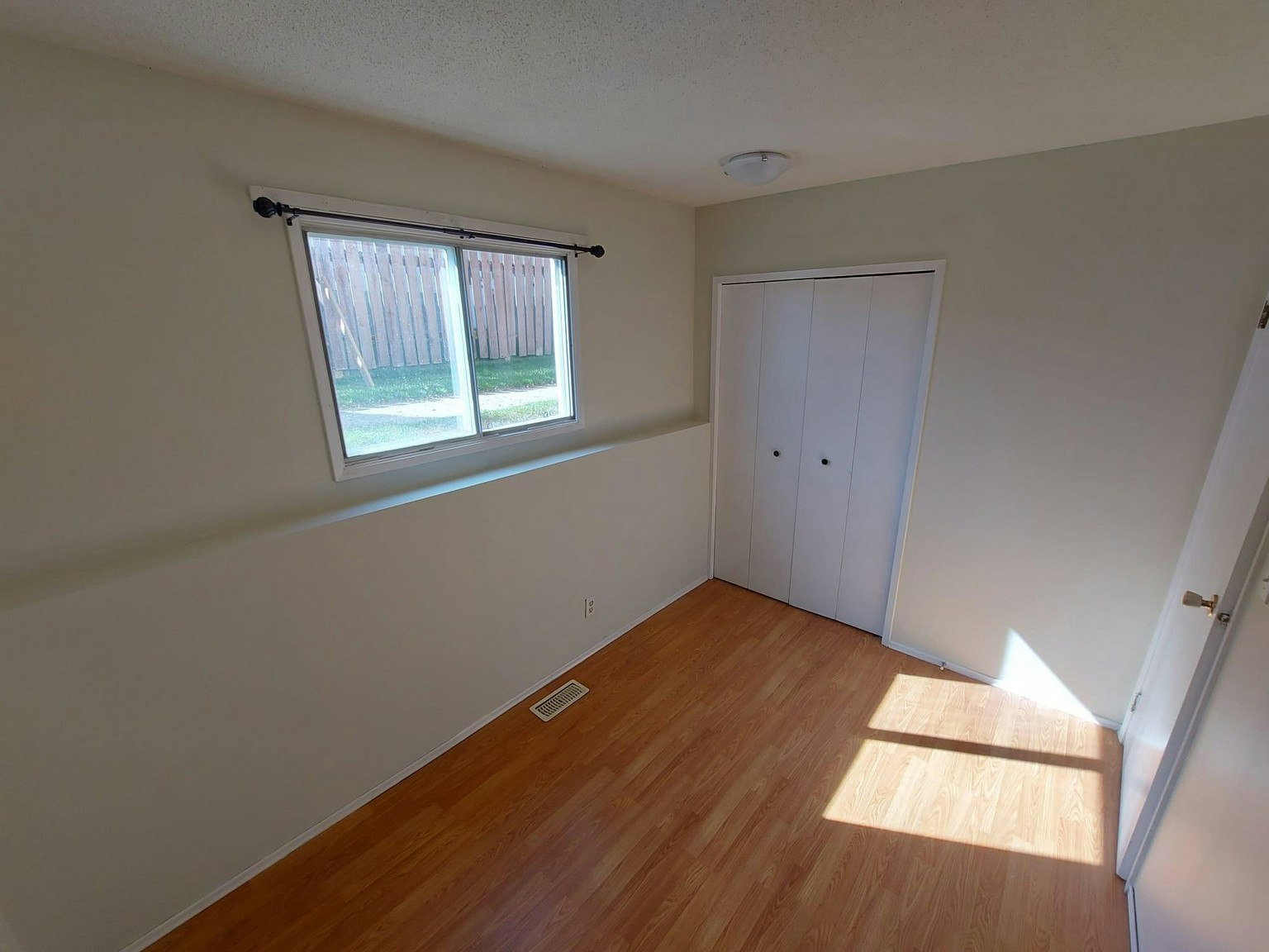 31 Nyberg Avenue, Red Deer, AB, T4P 1R5 - 11