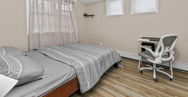 2000 Applevillage Court Southeast, Calgary, AB, T2A 7Z4 - 9
