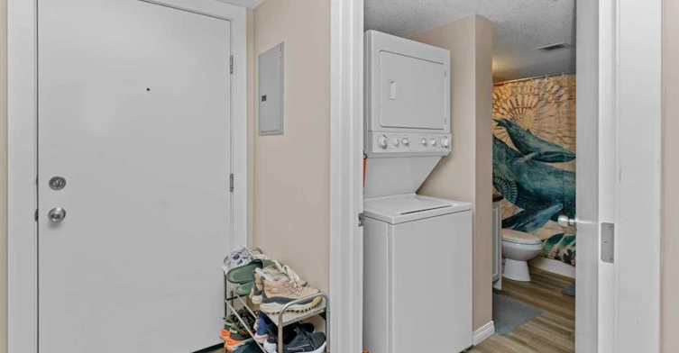 2000 Applevillage Court Southeast, Calgary, AB, T2A 7Z4 - 5
