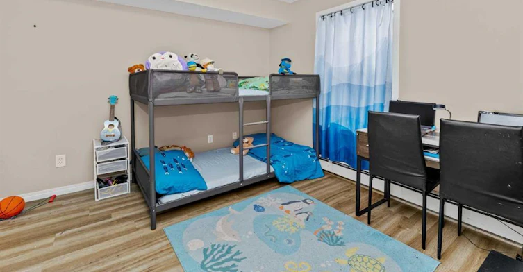 2000 Applevillage Court Southeast, Calgary, AB, T2A 7Z4 - 6