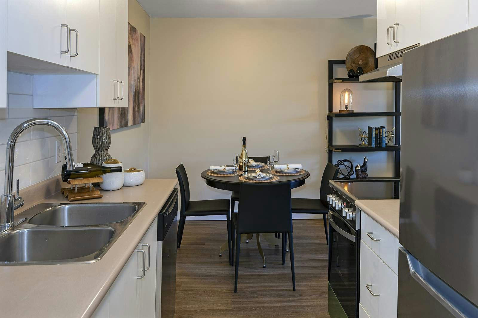 Various-885 Westminster Avenue, Kamloops, BC, V2B 8P8 - 2