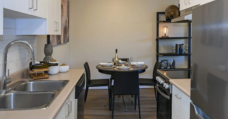 Various-885 Westminster Avenue, Kamloops, BC, V2B 8P8 - 2