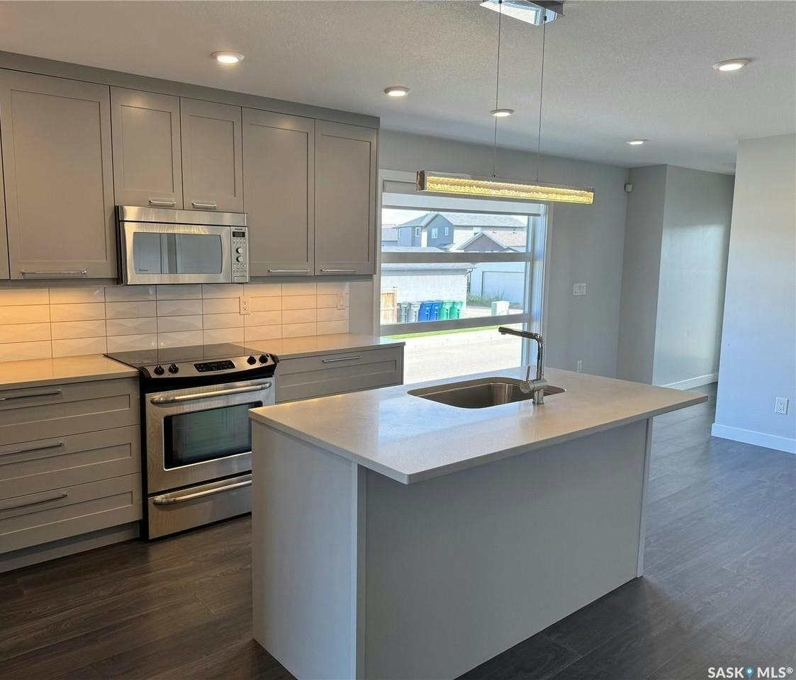 A-587 Kloppenburg Crescent, Saskatoon, SK, S7S 1N1 - 19