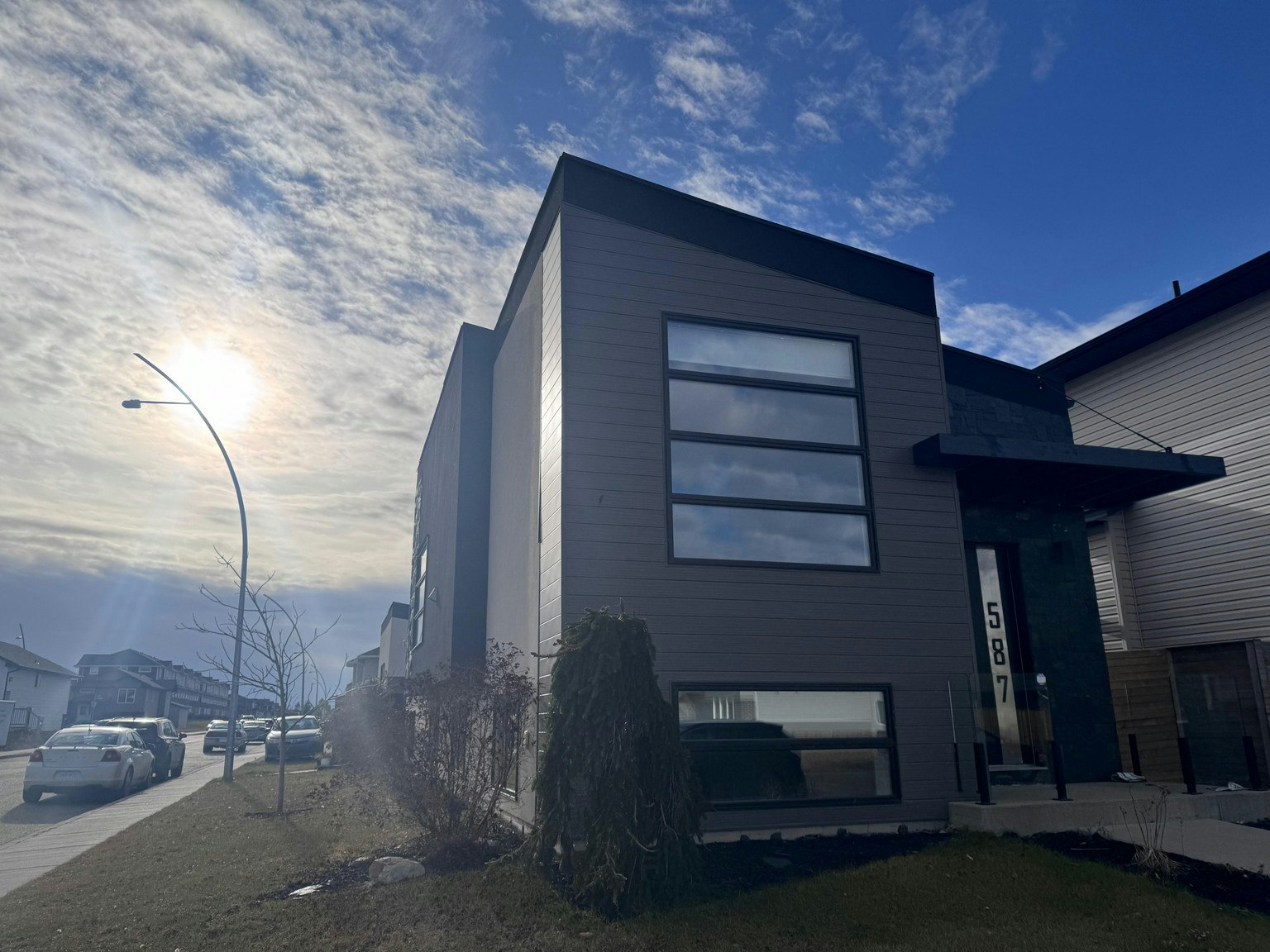 A-587 Kloppenburg Crescent, Saskatoon, SK, S7S 1N1 - 2