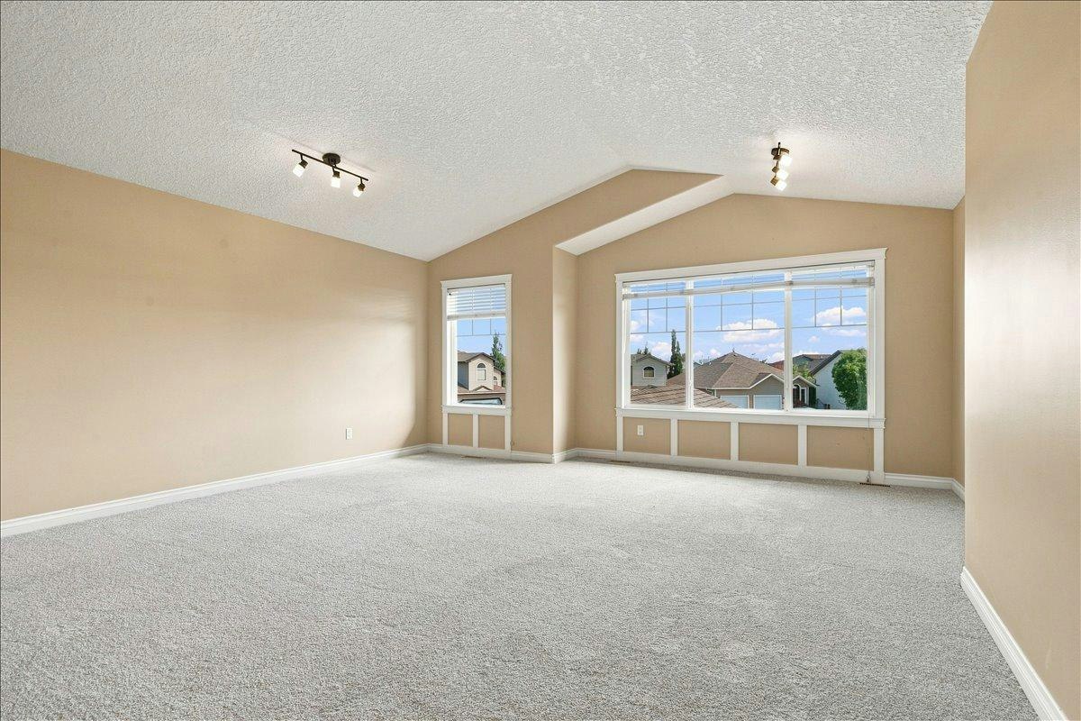 9335 Lakeshore Court, Grande Prairie, AB, T8X 1S4 - 14