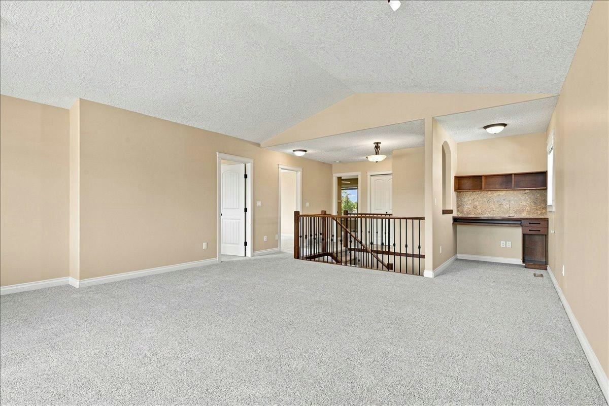 9335 Lakeshore Court, Grande Prairie, AB, T8X 1S4 - 12