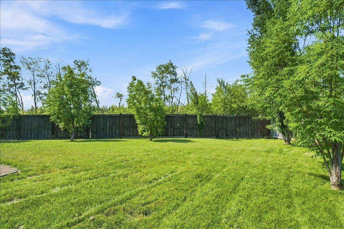 9335 Lakeshore Court, Grande Prairie, AB, T8X 1S4 - 29