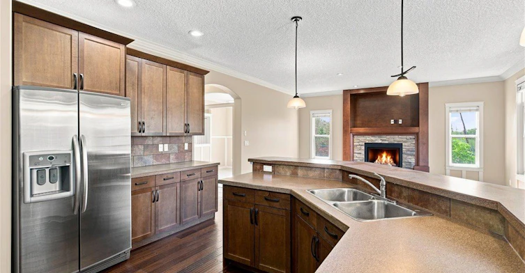 9335 Lakeshore Court, Grande Prairie, AB, T8X 1S4 - 11