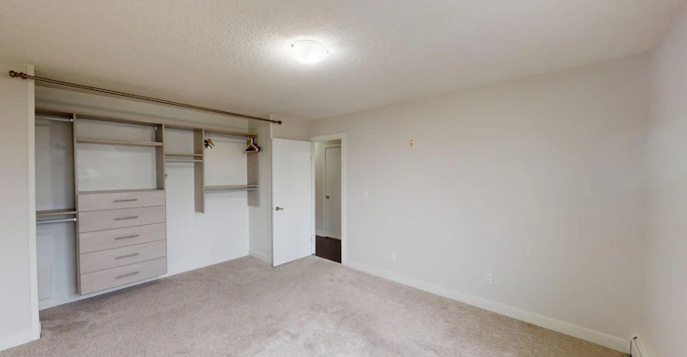 4455 Greenview Drive Ne, Calgary, AB, T2E 6M1 - 8