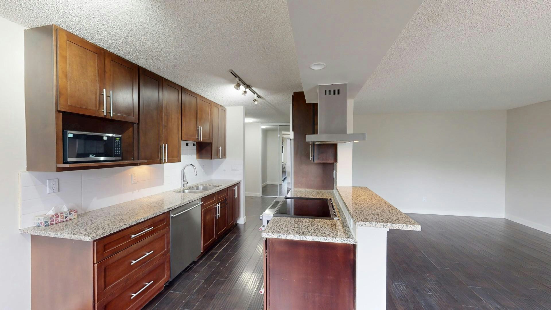 4455 Greenview Drive Ne, Calgary, AB, T2E 6M1 - 2