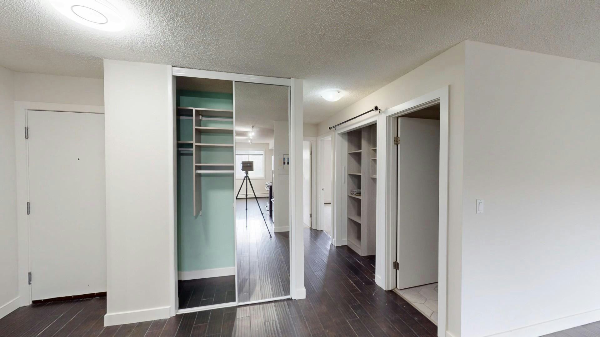 4455 Greenview Drive Ne, Calgary, AB, T2E 6M1 - 5