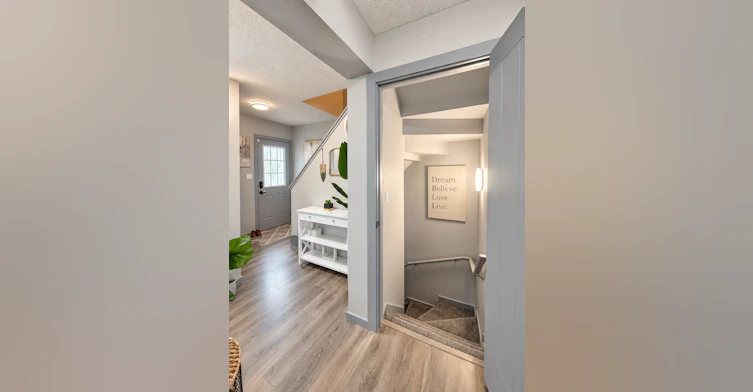 4425 6a Street Northwest, Edmonton, AB, T6T 2K5 - 30