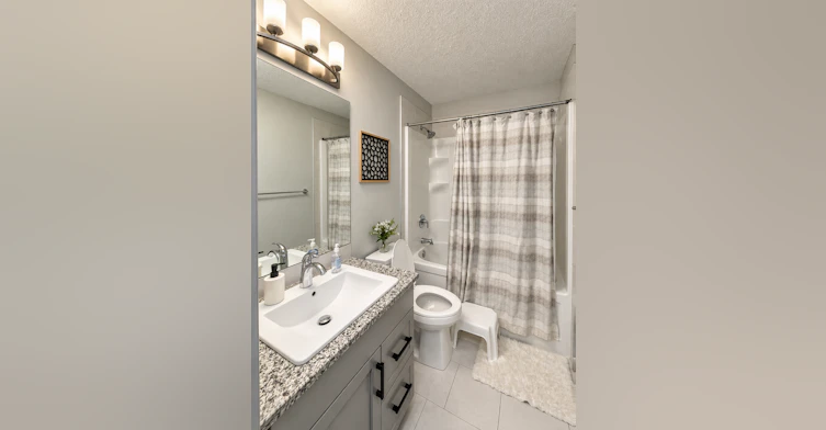 4425 6a Street Northwest, Edmonton, AB, T6T 2K5 - 18