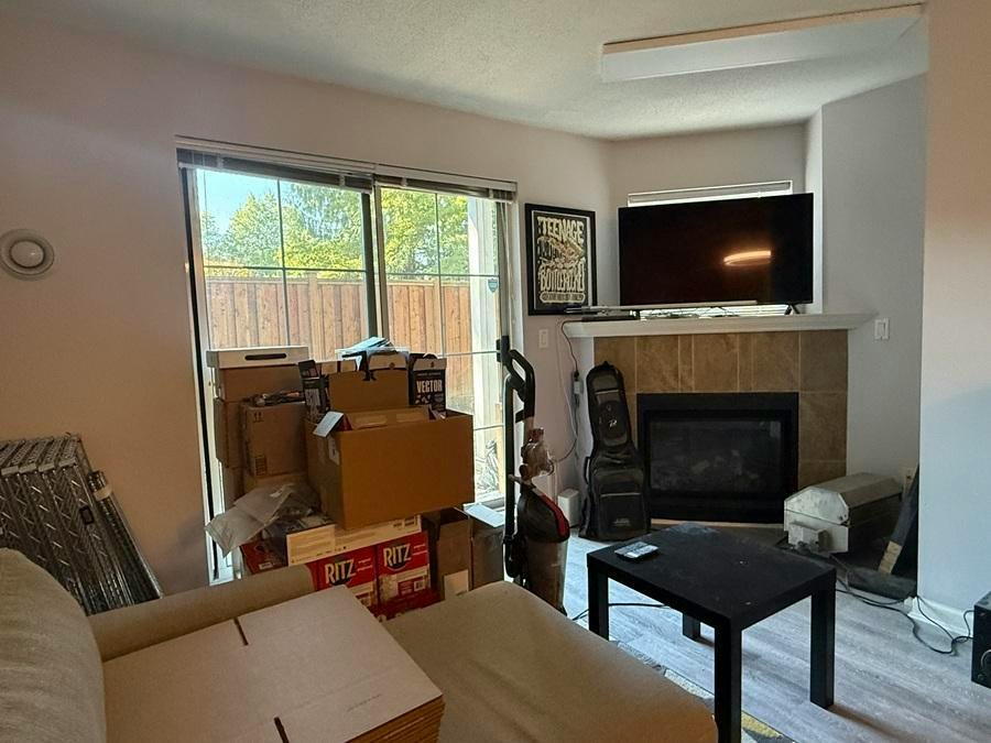 2678 Dixon Street, Port Coquitlam, BC, V3C 6L7 - 2