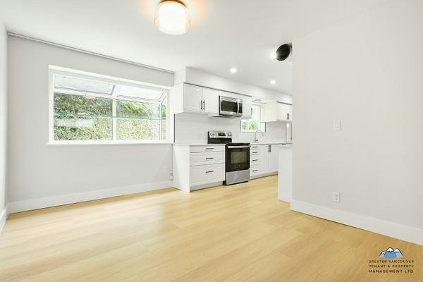 3089 Starlight Way, Coquitlam, BC, V3C 3P9 - 4
