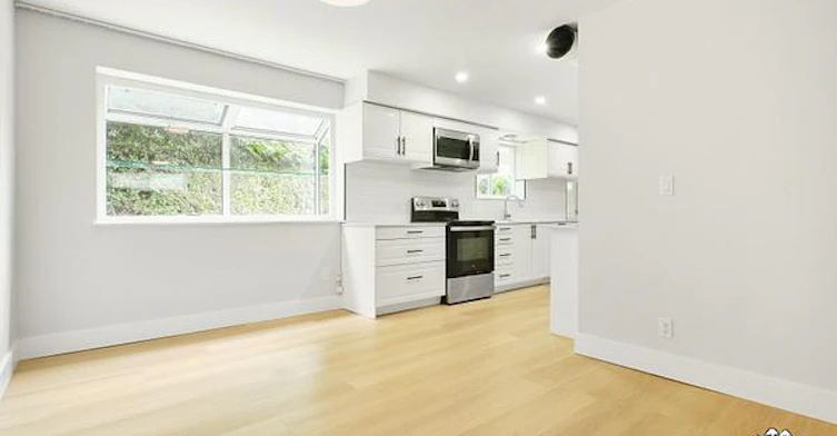 3089 Starlight Way, Coquitlam, BC, V3C 3P9 - 4