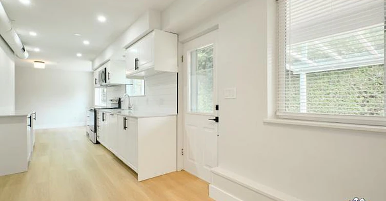 3089 Starlight Way, Coquitlam, BC, V3C 3P9 - 6