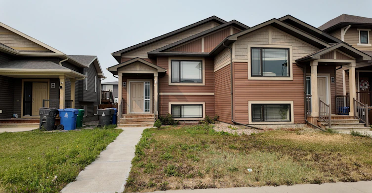541 Blackwolf Boulevard North, Lethbridge, AB, T1H 7C8