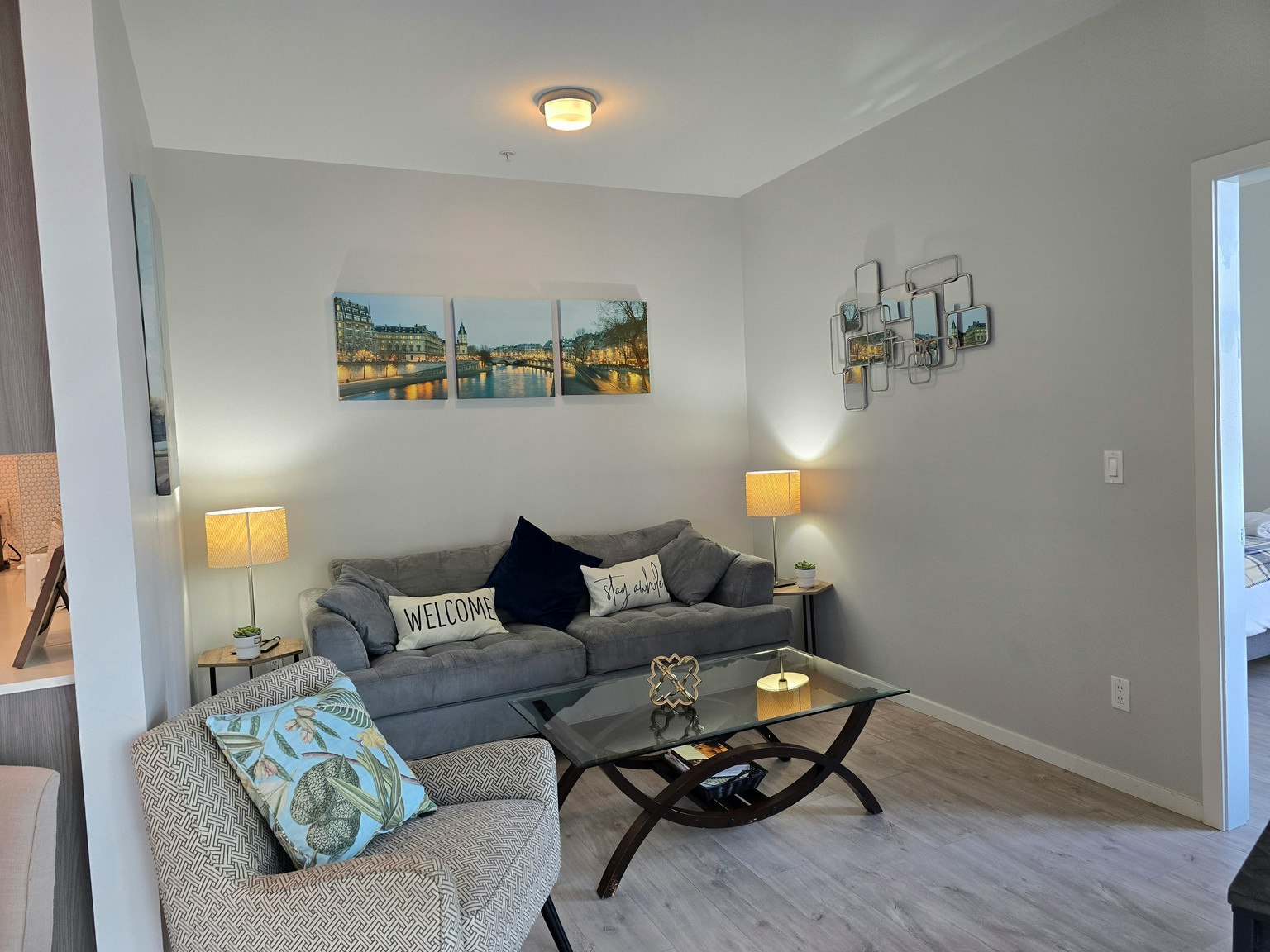 6283 Kingsway, Burnaby, BC, V5J 0H3 - 4