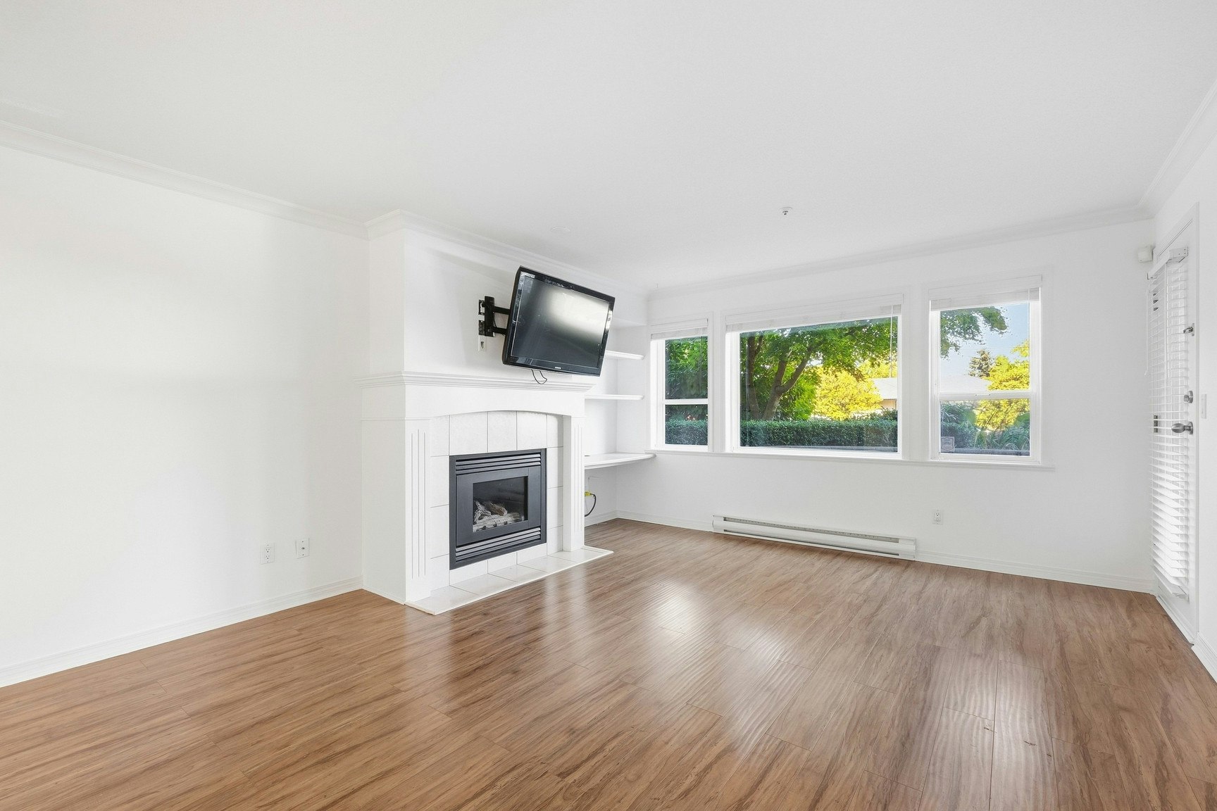 15558 16a Avenue, Surrey, BC, V4A 1T2 - 3