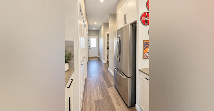 736 35 Street Southwest, Edmonton, AB, T6X 2Z1 - 10