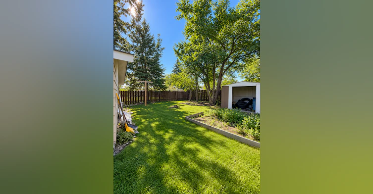 67 Henry Avenue Northwest, Edmonton, AB, T5A 2X6 - 36