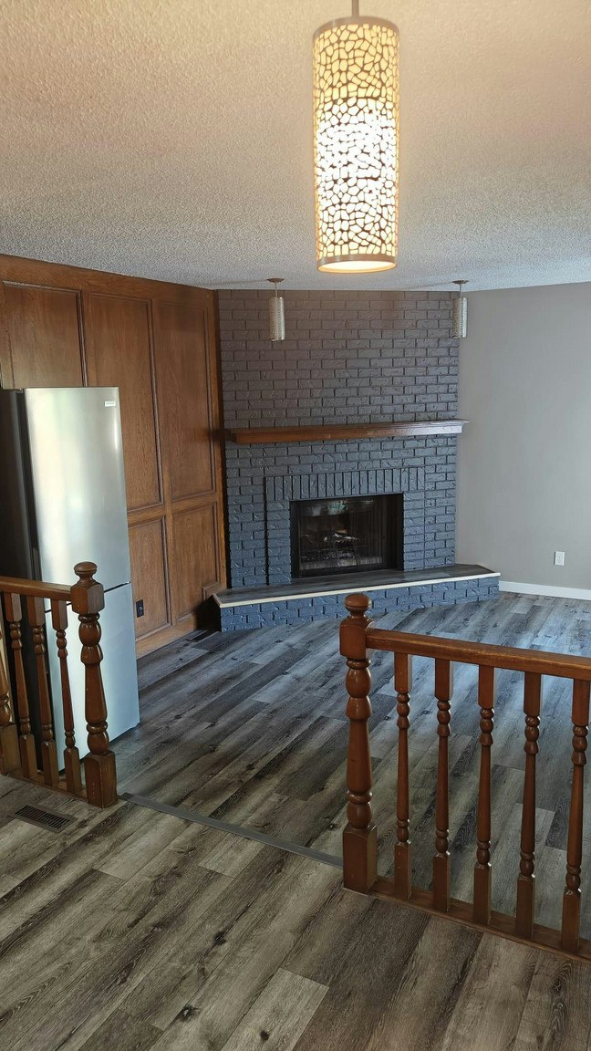 23 Millbank Court Southwest, Calgary, AB, T2Y 2C8 - 5