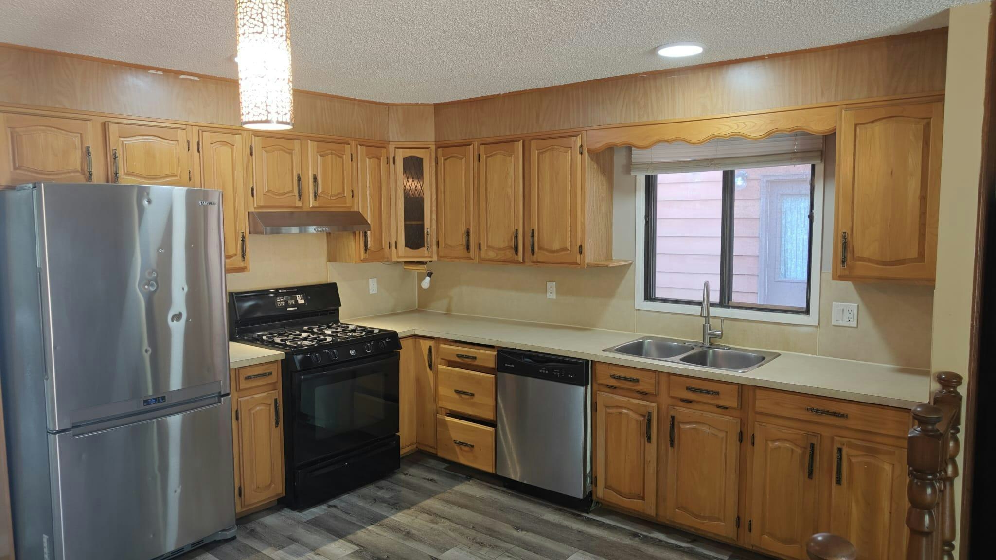 23 Millbank Court Southwest, Calgary, AB, T2Y 2C8 - 6
