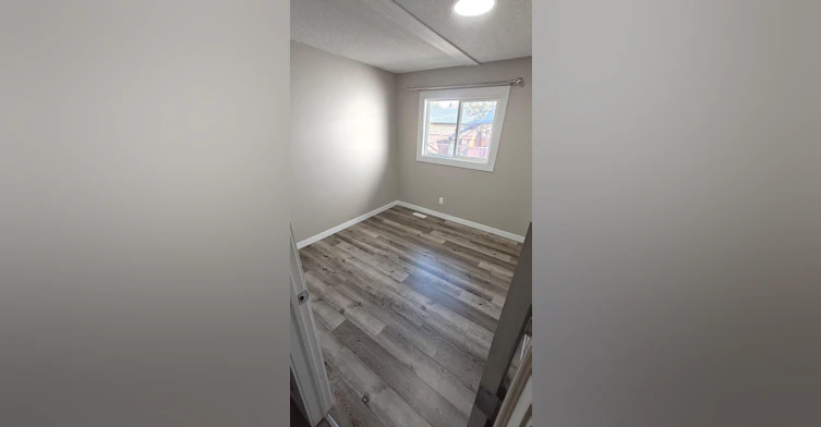 23 Millbank Court Southwest, Calgary, AB, T2Y 2C8 - 7