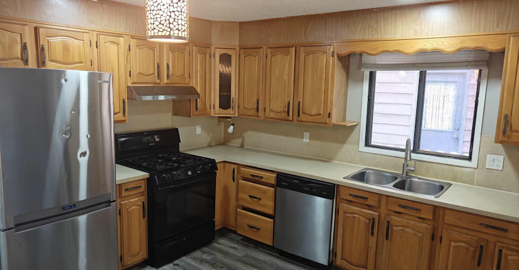 23 Millbank Court Southwest, Calgary, AB, T2Y 2C8 - 3