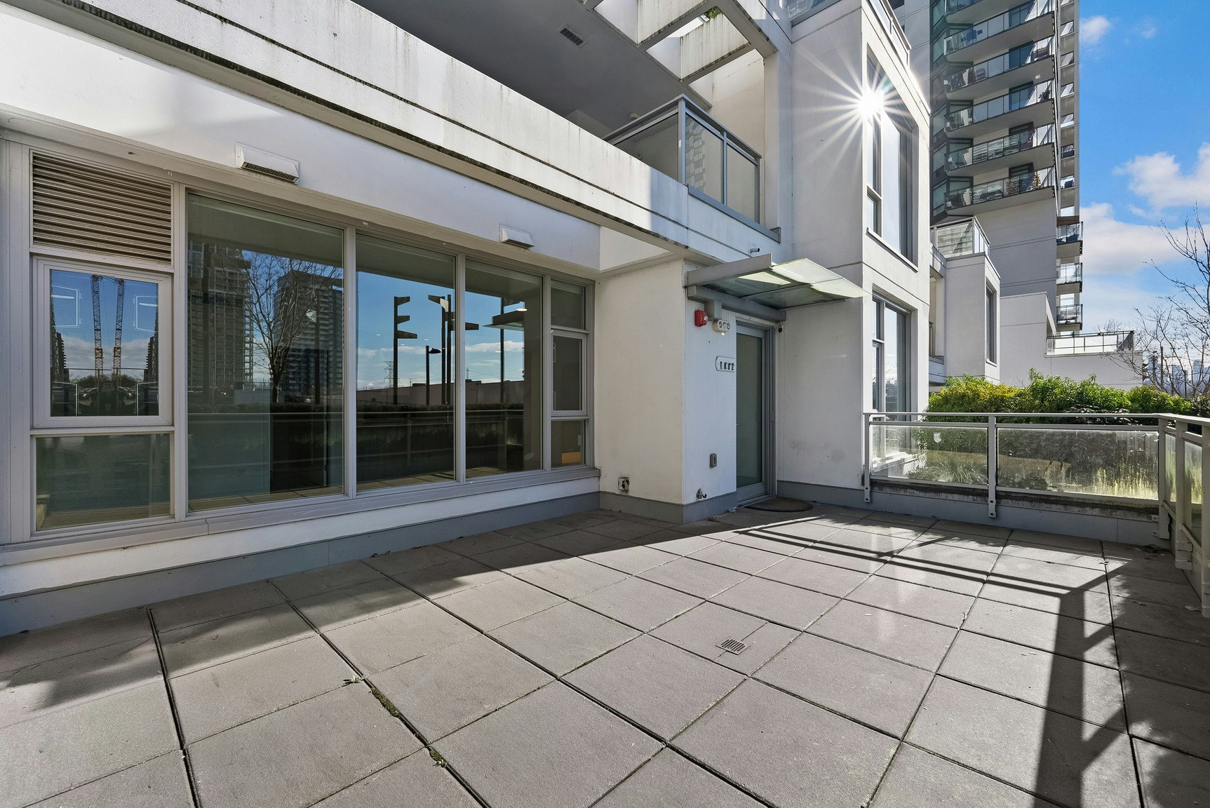 2288 Alpha Avenue, Burnaby, BC, V5C 0L9 - 46