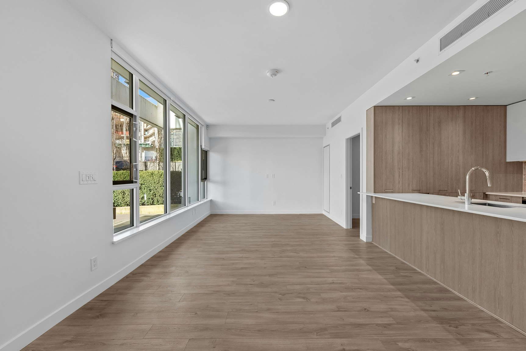 2288 Alpha Avenue, Burnaby, BC, V5C 0L9 - 10