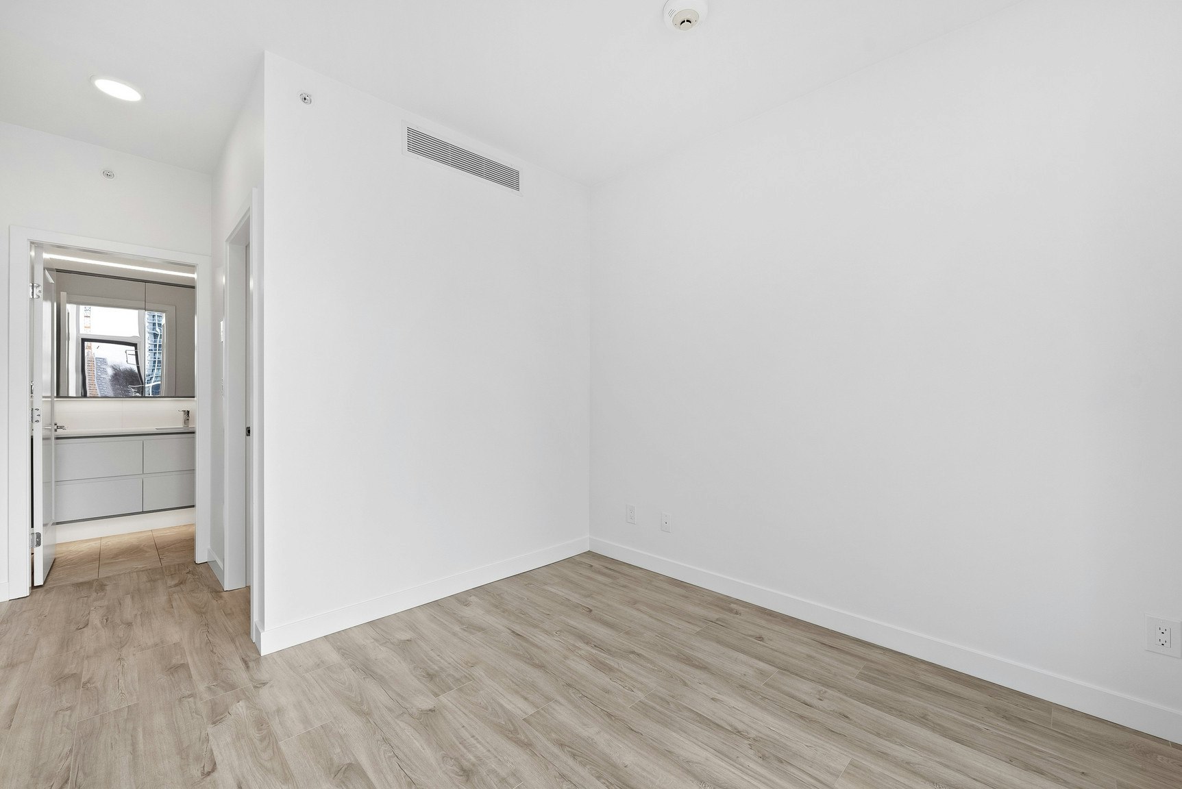 2288 Alpha Avenue, Burnaby, BC, V5C 0L9 - 17