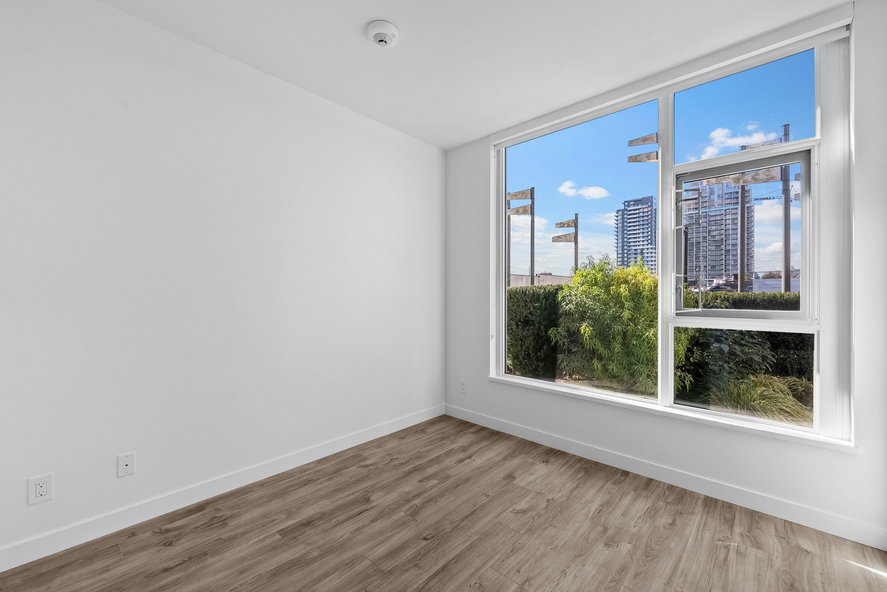 2288 Alpha Avenue, Burnaby, BC, V5C 0L9 - 26