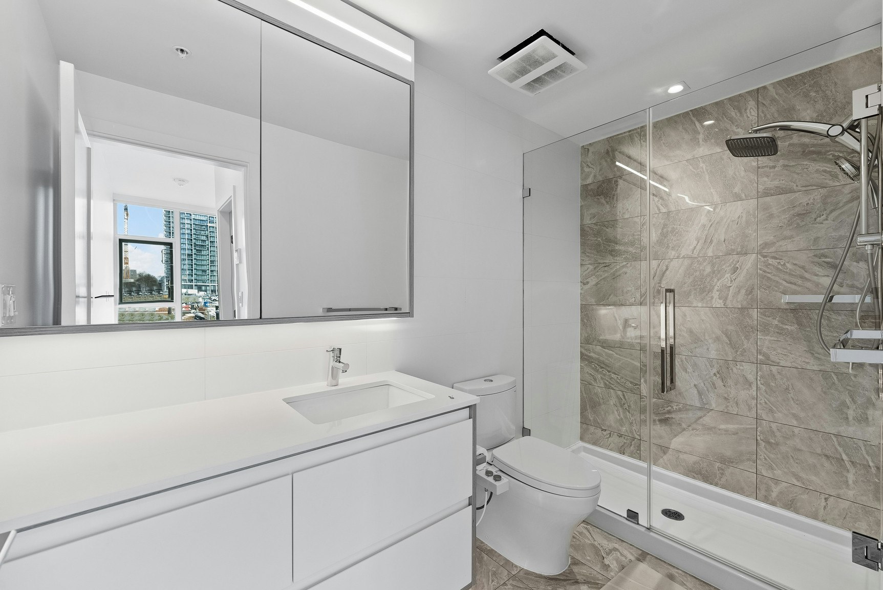 2288 Alpha Avenue, Burnaby, BC, V5C 0L9 - 33