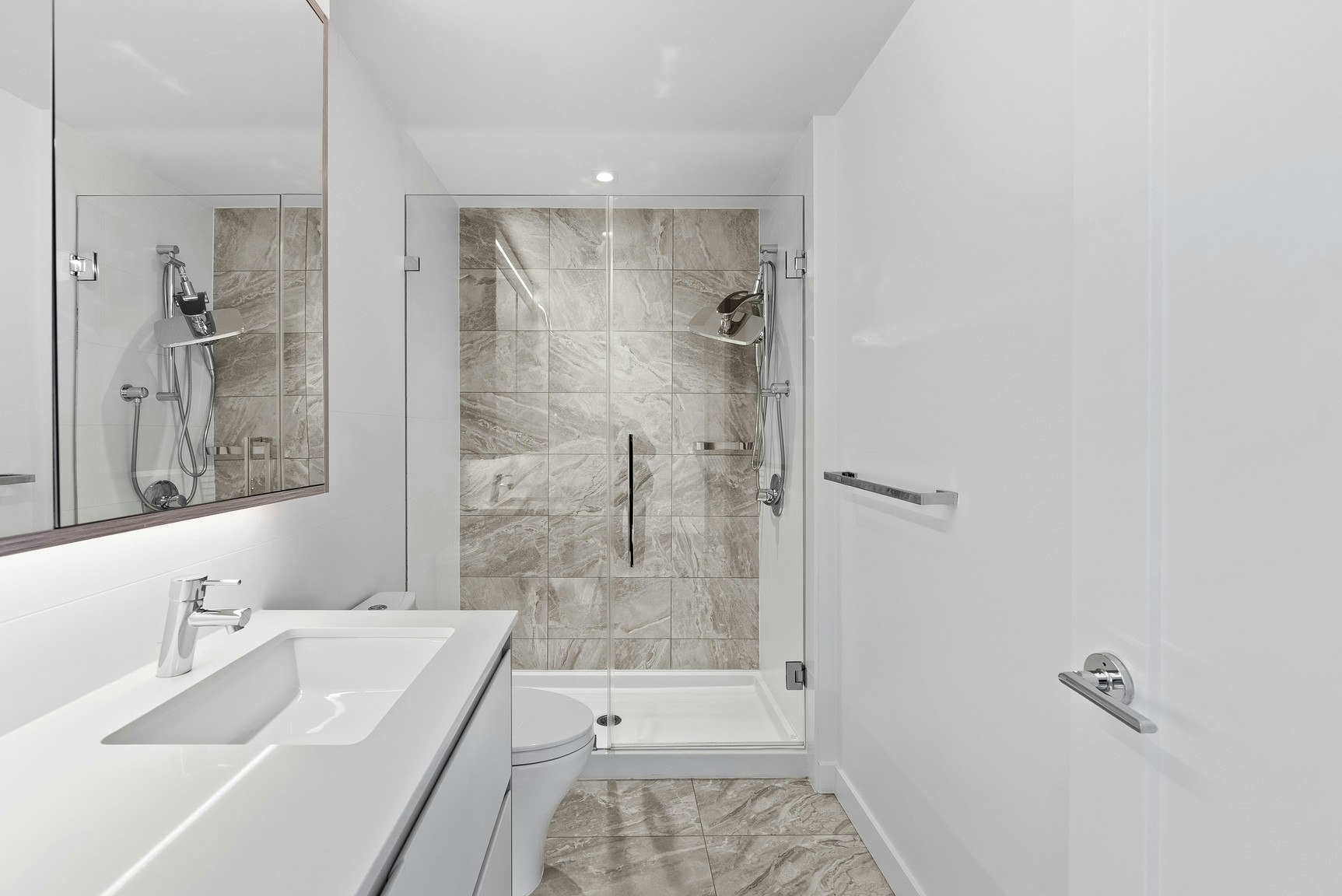 2288 Alpha Avenue, Burnaby, BC, V5C 0L9 - 37