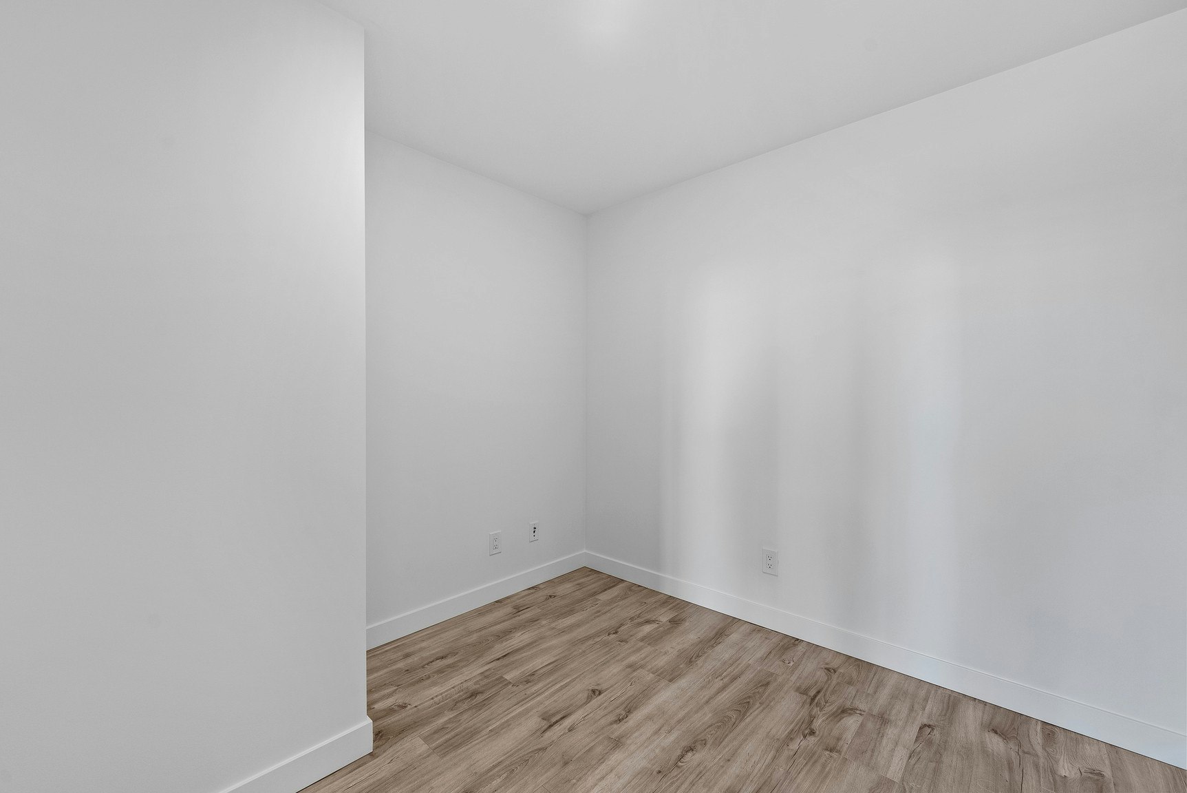 2288 Alpha Avenue, Burnaby, BC, V5C 0L9 - 23
