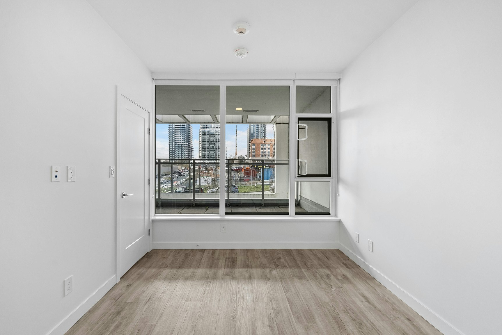 2288 Alpha Avenue, Burnaby, BC, V5C 0L9 - 22