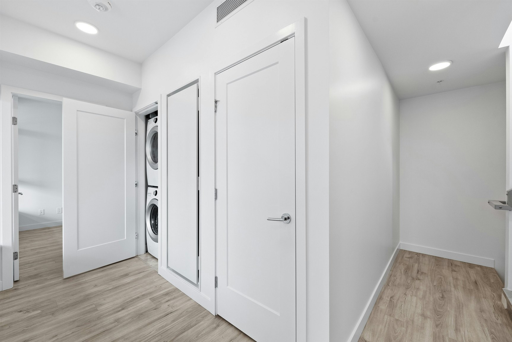 2288 Alpha Avenue, Burnaby, BC, V5C 0L9 - 38